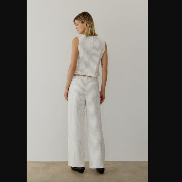 Mod Ref All:Row White & Black Pinstripe Frances Vest Top M - Picture 3 of 8